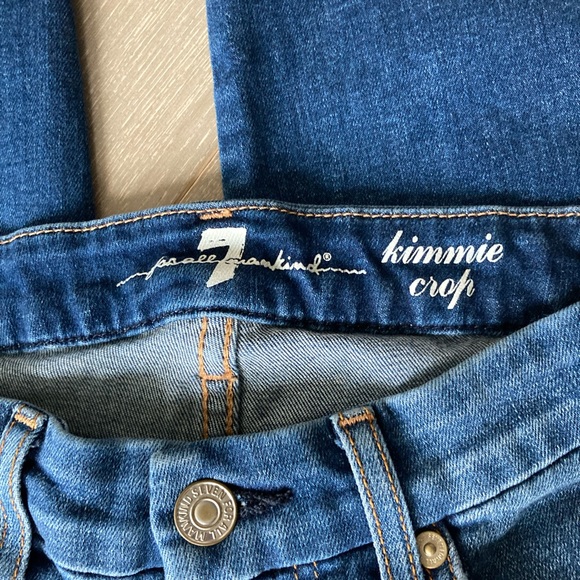 7 for All Mankind Kimmie Crop jean size 25 - Picture 3 of 6